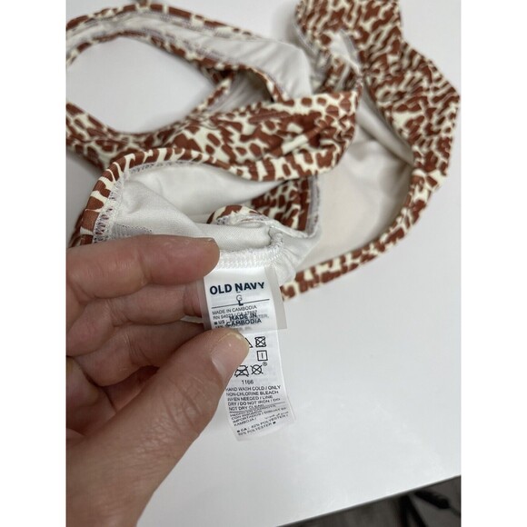 Old Navy Women’s  O-Ring Bikini Swim Top Large Padded Strap Giraffe Print - Picture 6 of 8